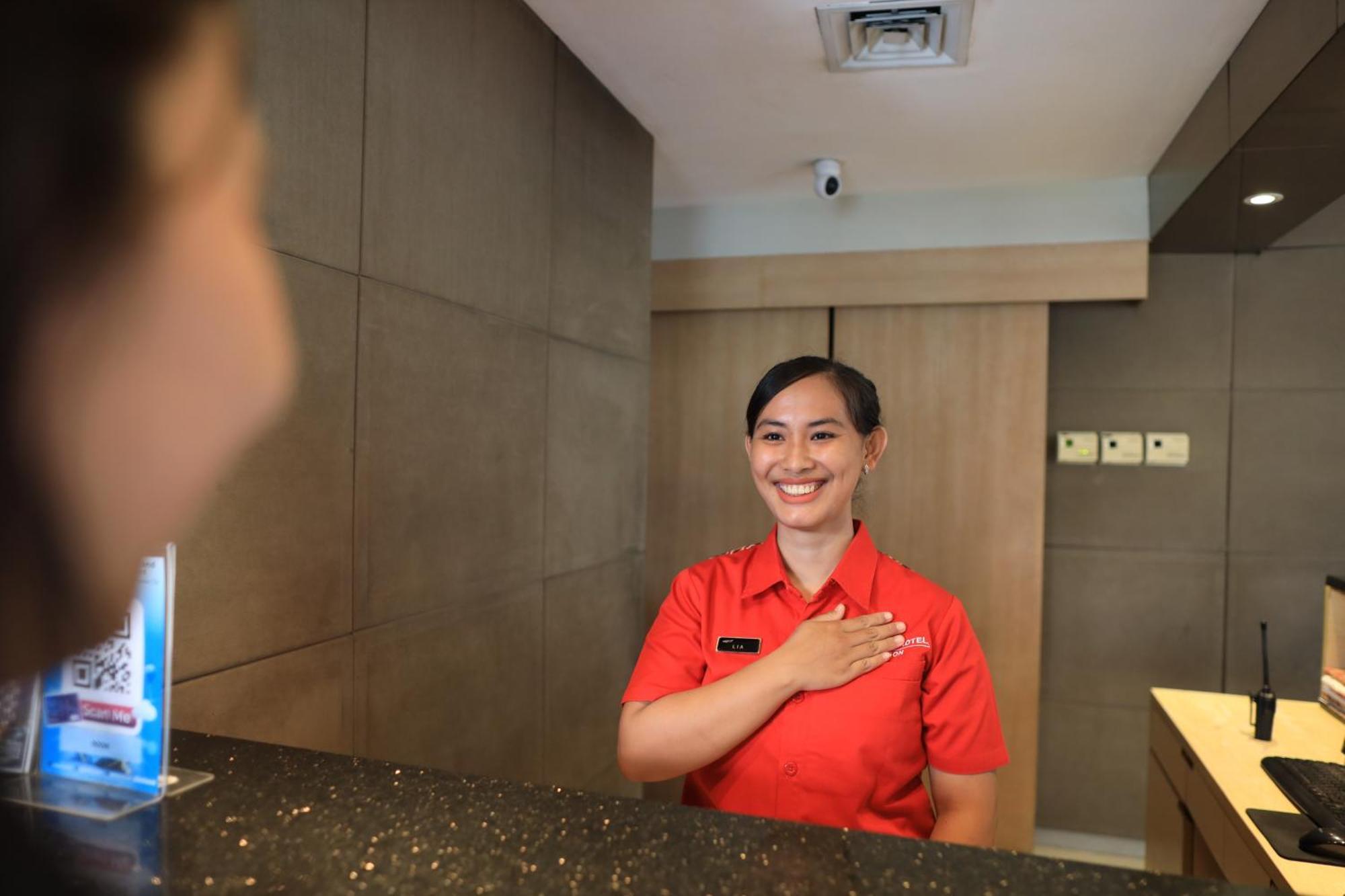 Metland Hotel Cirebon Exterior foto